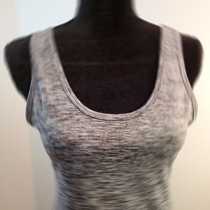 Hela Dagen💕Gray/black exercise tank. Small